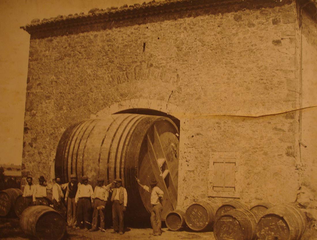 An early foeder, from an exhibition at L’Abbaye de Caunes-Minervois