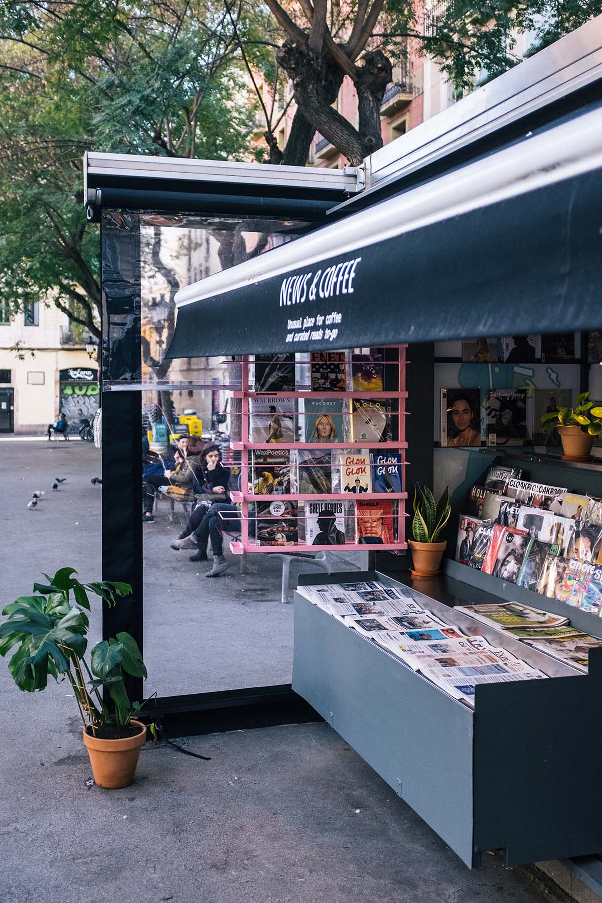 News & Coffee Gràcia